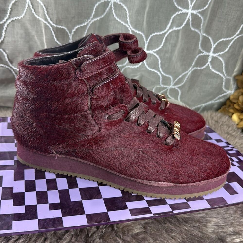 (A) RARE Reebok Amber Rose Muva Fuka Burgundy Gum Top Sneakers, Women's Size 9 - Picture 4 of 14